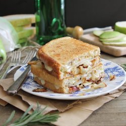 Grilled Cheese With Bacon & Pear
