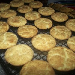 Easy Snickerdoodles Cookies (From a CAKE MIX!)