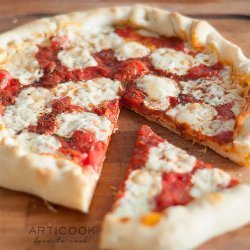 Tomato-Cheese Pizza