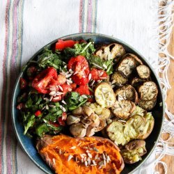 Spinach Salad With Roasted Veggies