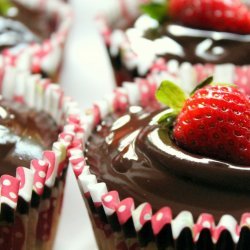 Strawberry and Dark Chocolate Cupcakes