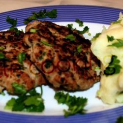 Tasteful Light Burgers With Mushed Potatoes