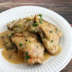 Slow Cooker Cheesy Chicken & Potatoes