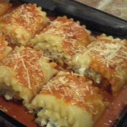 Chicken & Cheese Lasagna Roll-Ups