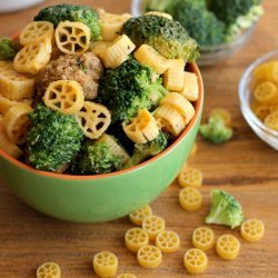 Cheesy Pasta and Broccoli