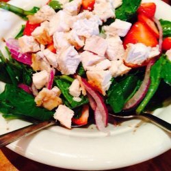 Spinach Salad with Strawberries and Red Onion