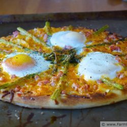 Ham N Egg Pizza