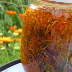 Calendula Oil Scented With Lavender