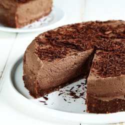 No-Bake Chocolate Cheesecake