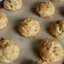 Pepper Cheese & Chive Gougere