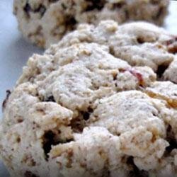 Date and Raisin Oat Biscuits