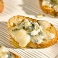 Bruschetta with Gorgonzola Cheese and Honey (Giada De Laurentiis)