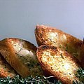 Crusty Garlic and Herb Bread (Giada De Laurentiis)