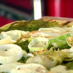 Veggie Pizza with Pesto (Jamie Deen)