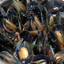Mussels In Lemon Chilli And Garlic