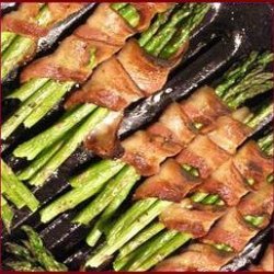 Easy Bacon Wrapped Asparagus For The Grill