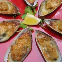 Baked Mussels In Buttered Garlic And Spices
