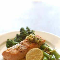 Bbq Salmon With Broccolini