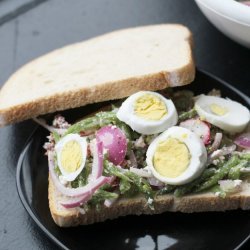Egg Sandwich with Green Bean Slaw