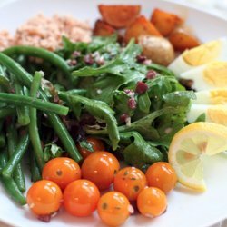 Salmon Niçoise Salad with Black Olive Vinaigrette