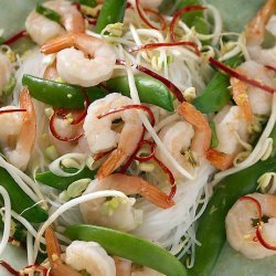 Vietnamese Shrimp And Chicken Salad