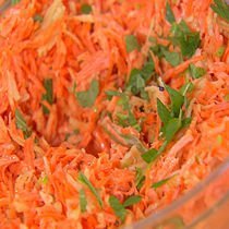 Carrot Apple Rasin Salad