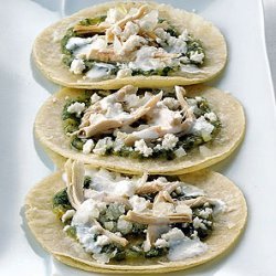 Soft Fried Tortillas with Tomatillo Salsa and Chicken