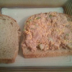 Lower Fat Cheese-laced Tuna Salad