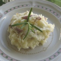 Garlic Rosemary Manchego Mashed Potatoes
