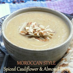 Cauliflower Soup with Almonds