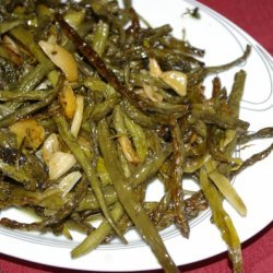 Slow Roasted Green Beans With Garlic