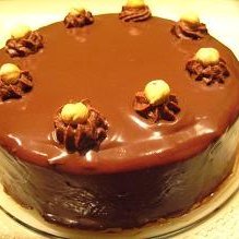 3 Layers Chocolate Ganache Cake