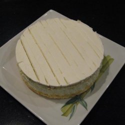 Cantaloupe Cream Cake