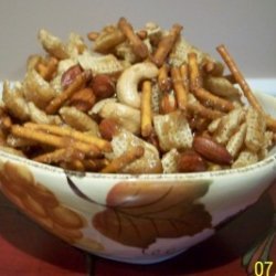 Caramelized Party Mix