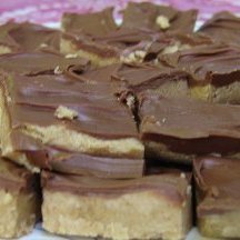 No-bake Chocolate Peanut Butter Bars