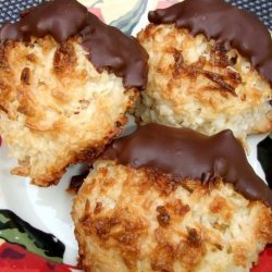 Tres Leches Coconut Macaroons