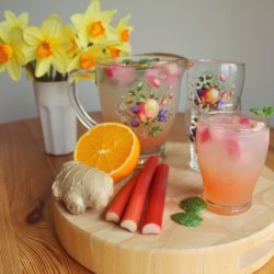 Rhubarb Ginger Cooler