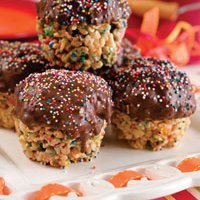 Paula Deens Crispy Rice Cupcakes