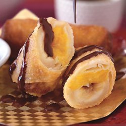 Banana And Mango Spring Roll With Coconut-chocolat...