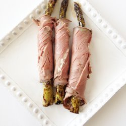 Asparagus Roast Beef Roll-Ups
