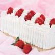 Sponge Cake With Strawberries And Coolwhip Frostin...