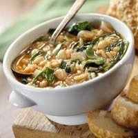 Slow Cooker Savory Bean And Spinach Soup