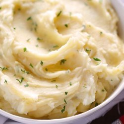 Mashed Potatoes with Two Cheeses