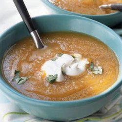 Curried Squash And Apple Soup