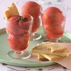 Fresh Strawberry Sorbet with Shortbread Cookies