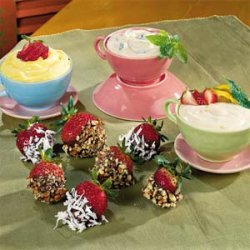 Strawberries with Mint Yogurt Dip
