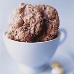 Chocolate-Macadamia Nut Clusters