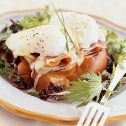 Prosciutto and Poached Egg Sandwiches with Mustard-Wine Sauce