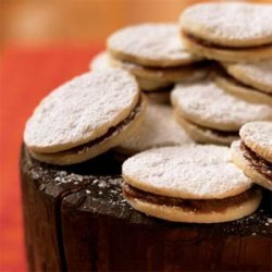 Dulce de Leche-Filled Cookies