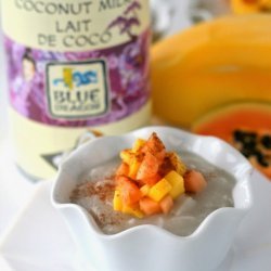 Coconut Pudding with Tropical Fruits